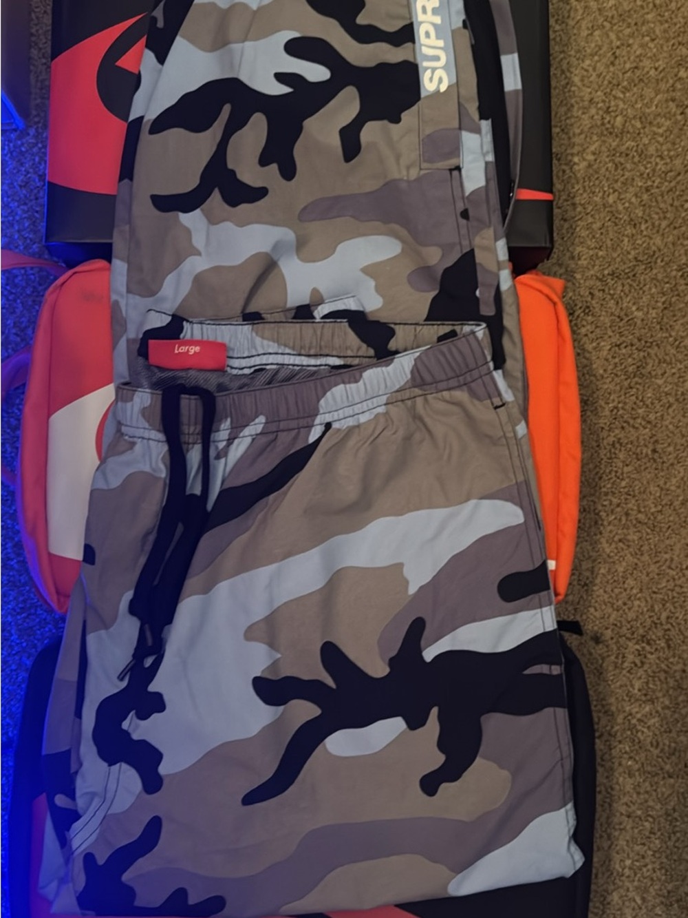 Supreme warm up pants (ss2018) blue camo